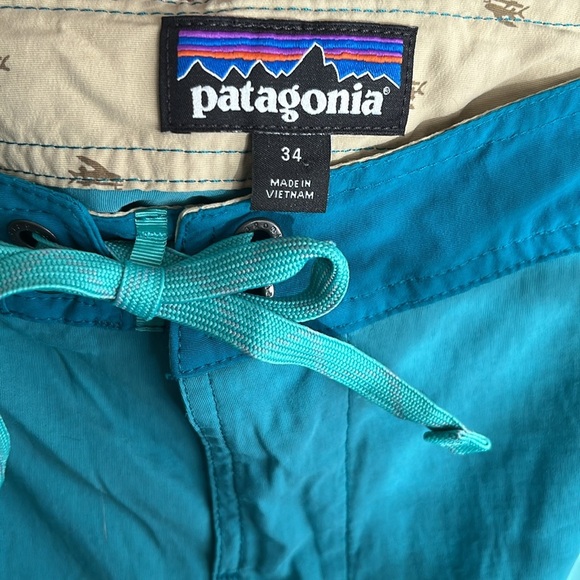 Patagonia Men’s Wavefarer Board Shorts Swim Shorts Aqua Blue Size 34 - Picture 4 of 6